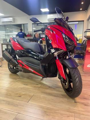 YAMAHA XMAX ABS 